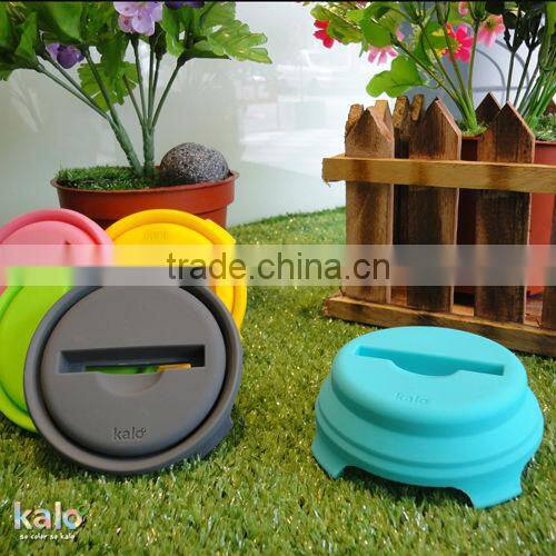 Macaron Silicone Foldable Amplifier Stand for iPhone audio speaker