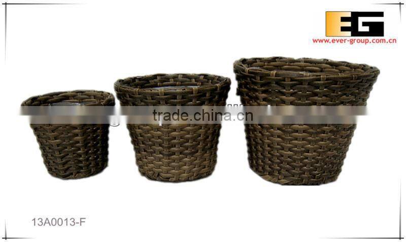 Outdoor plastic rattan with liner flower baskets