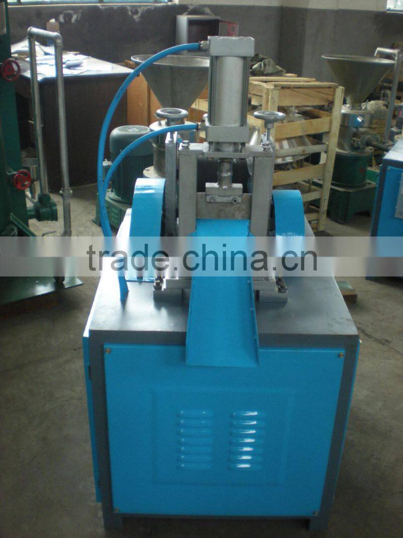 Hot melt adhesive equipment