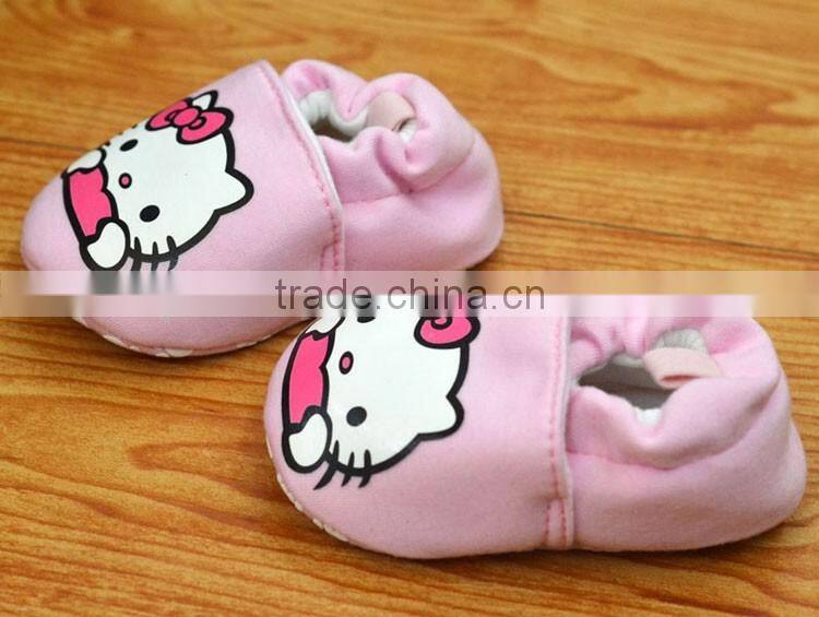 Stylish Kitty printed Baby booties
