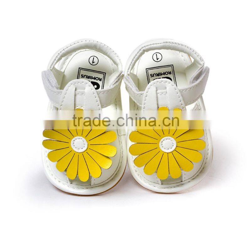 sum flower cute baby shoes, soft feel high quality PU leather baby sandals