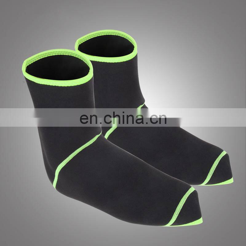 Warm in Winter Thicken Thermal Bike Bicycle overshoes, Windproof Waterproof Cycling Shoes Covers Men&Women