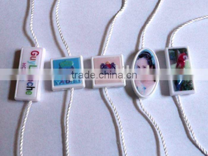 plastic garment seal tags