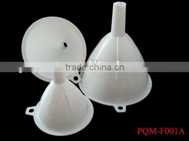 3 pieces plastic powder funnel set 001E