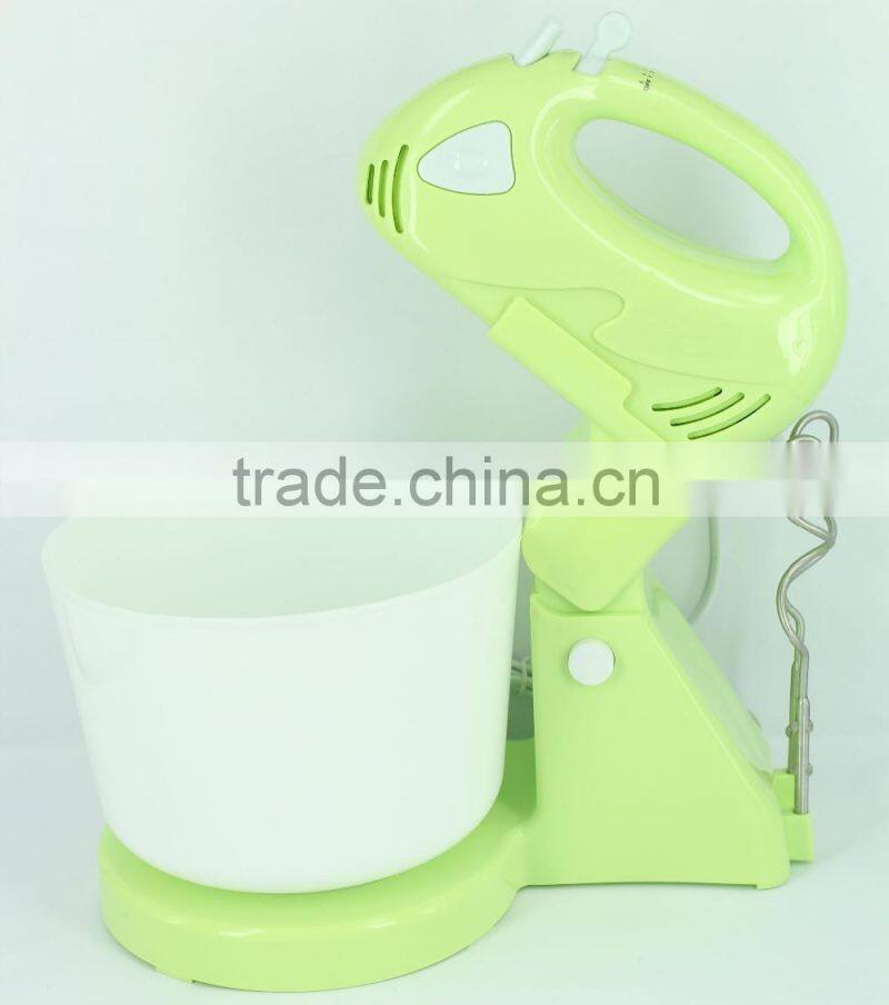 Best Price with 2L Plastic Bowl Manual Hand Mixer