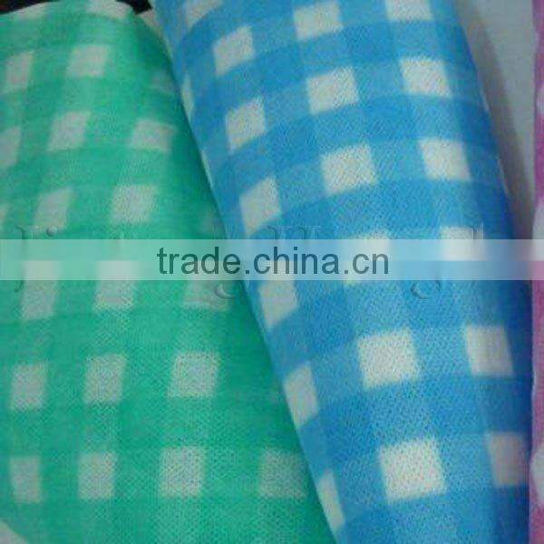 kitchen towel in roll