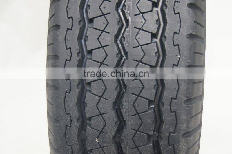 TYRE 700r16