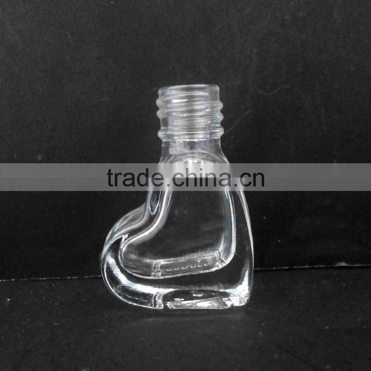 2014 New Style Heart Shaped Nail Polish Glass Bottle factory in China