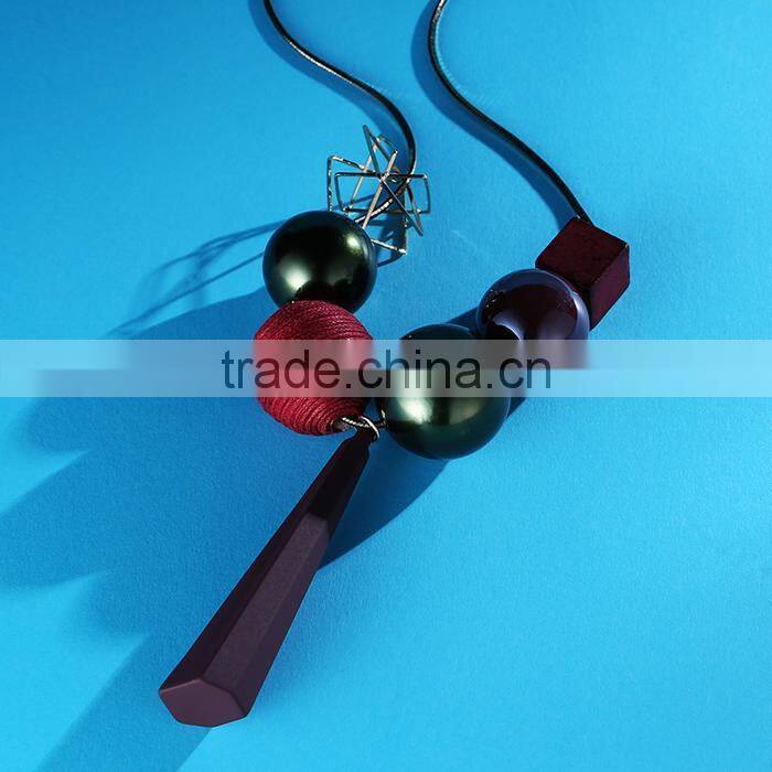 fashion horseshoe strip pendant long necklace square hoop large bead on chain necklace autumn winter long sweater necklace