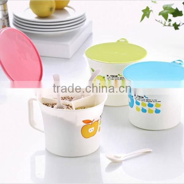 Custom Creative Food-Grade PP Plastic 3 Apartment Seasoning Spice Storage Box Supplier