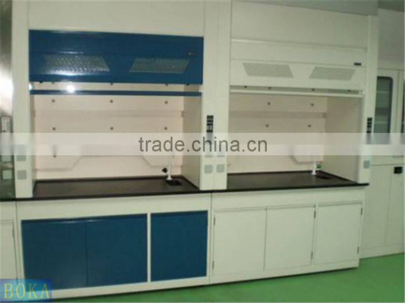 Walk-in laboratory fume cupboard
