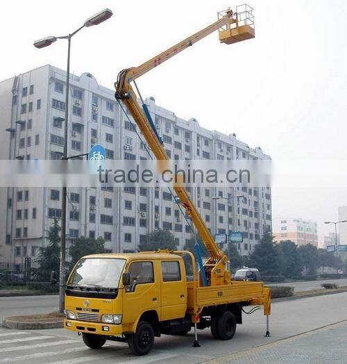Small Truck mounted hydraulic articulated boom lift equipment for repairing
