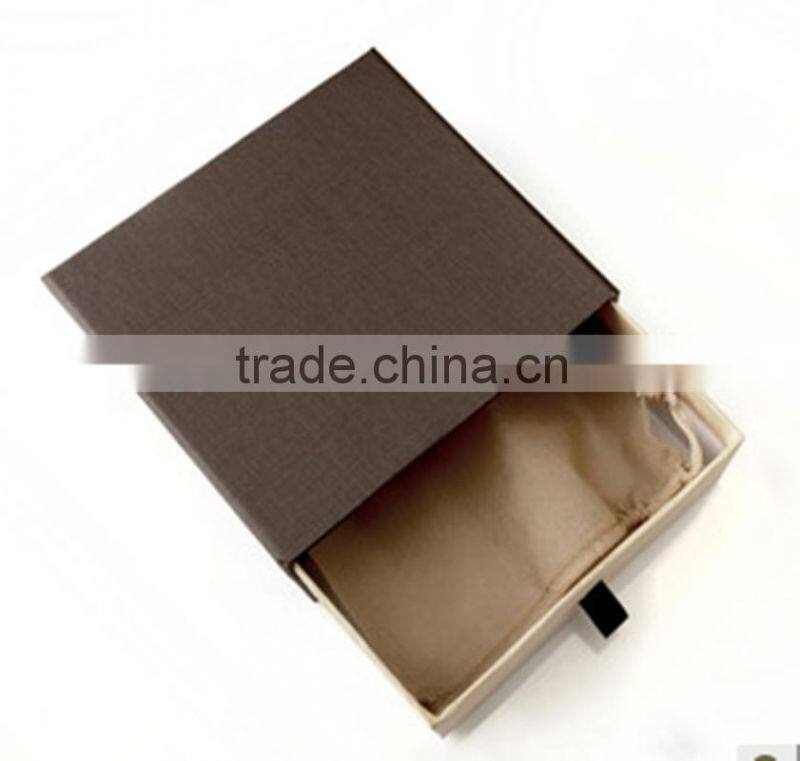 Handmade drawer boxes of football socks made in China