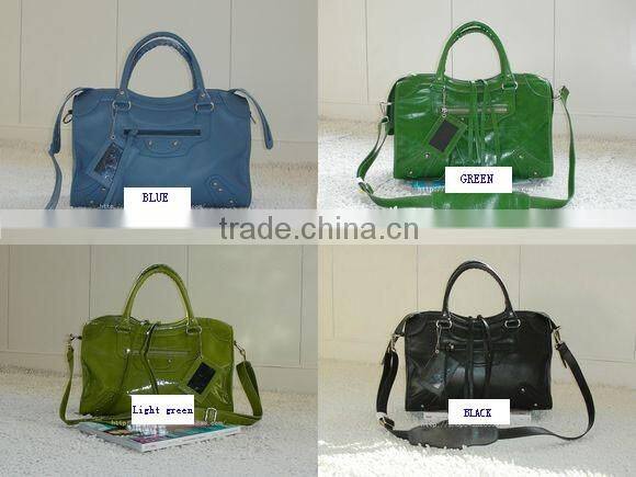 Green genuine leather special design handbags with large capacity women messenger bag