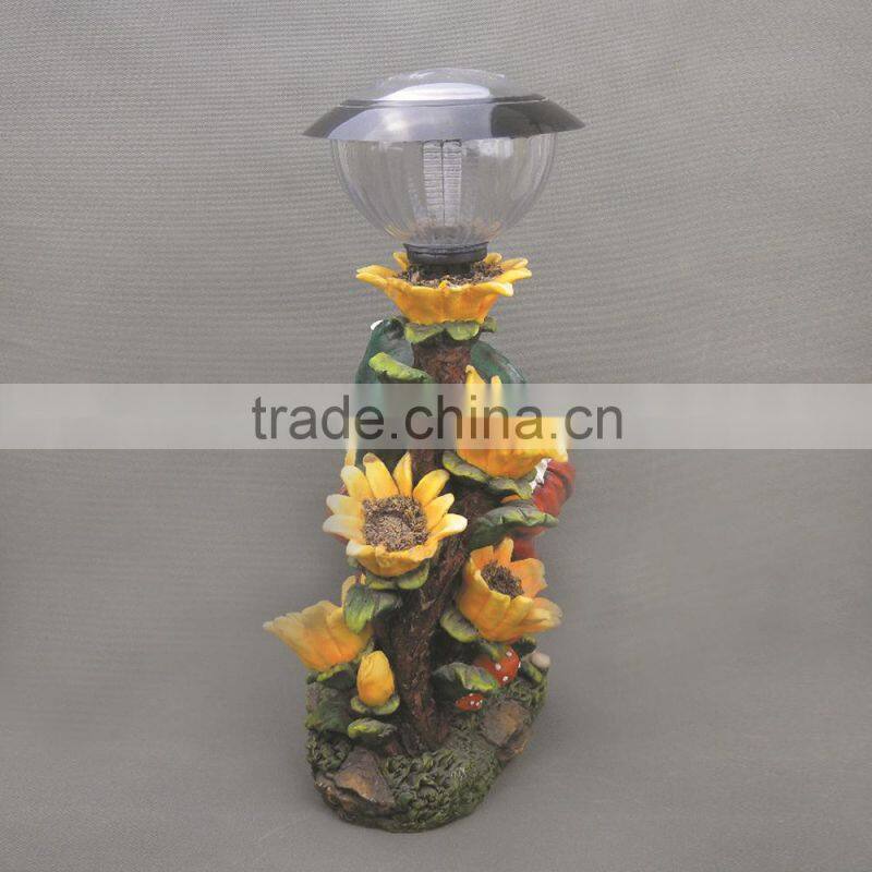 Antique Resin Garden Gnome/Dwarfs Statues,Solar Led Light for Garden Decoration