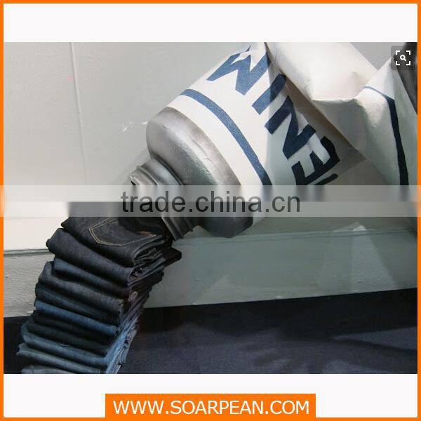 Window Display Polyresin Paint Bucket Lamp