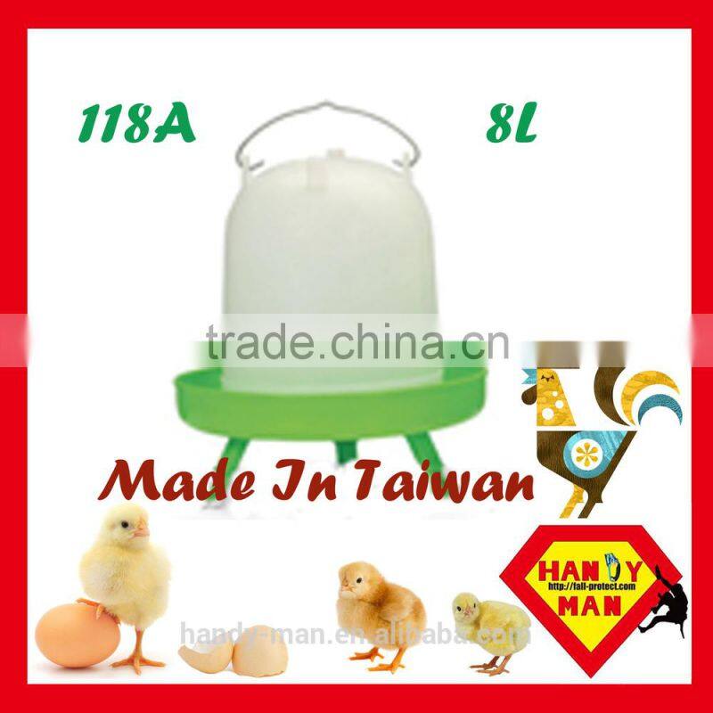 High Quality Sleeve Type Drinker 8L with Legs Poultry Drinker