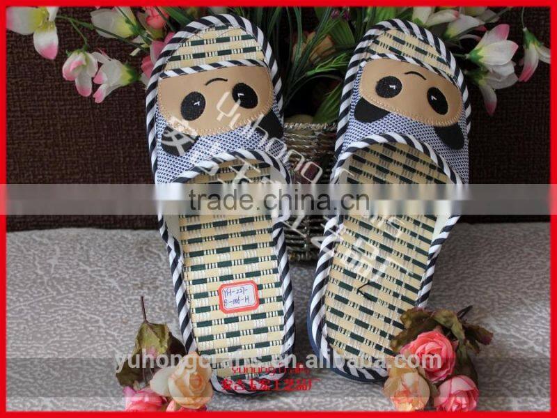 Natural bamboo slipper
