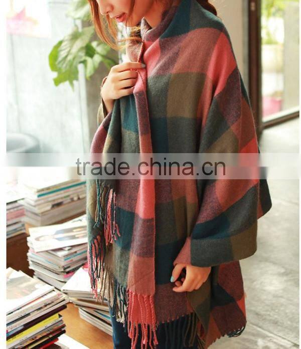 Hot sales different colors choice fashion design fake cashmere plaid pattern design scarf with tassel warm fashion scarf