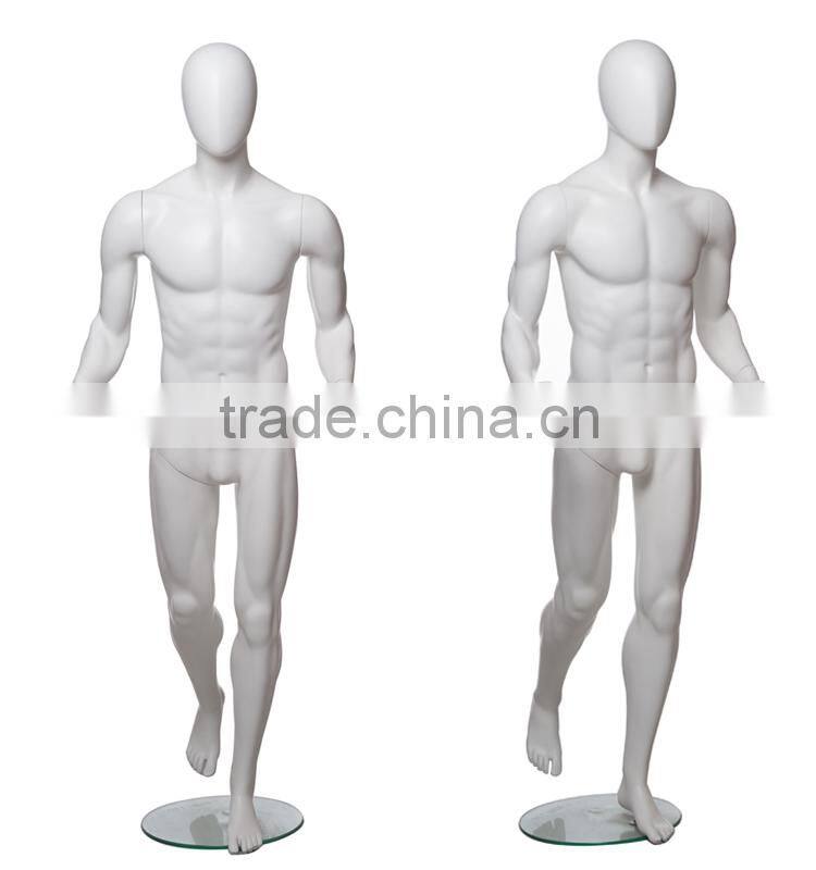 male run pose sport mannequin