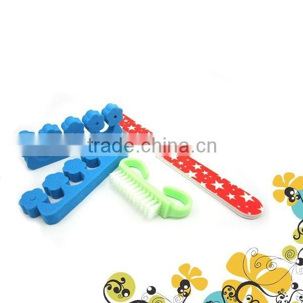 2015 New Design convenient manicure pedicure set tool