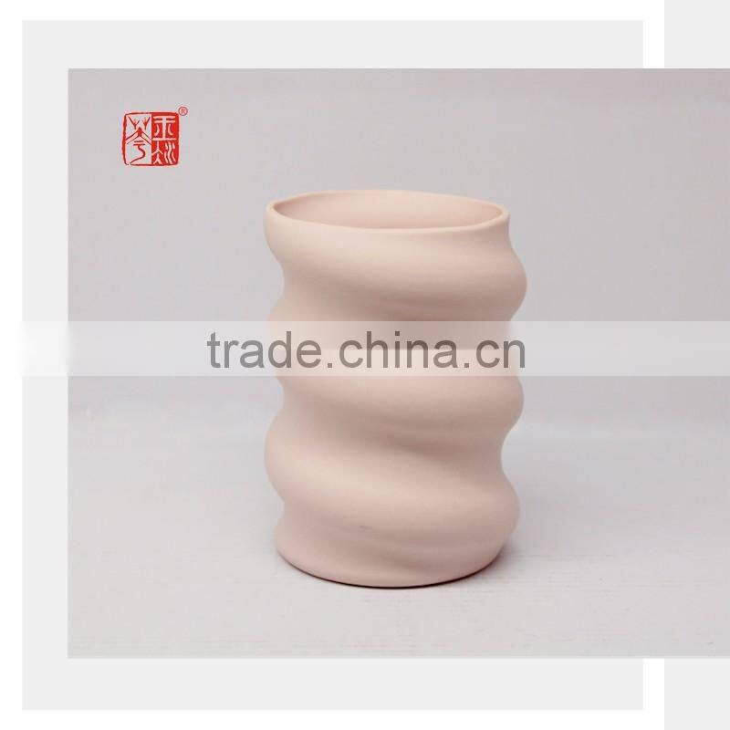 Modern Art Display Tabletop Ceramic Small Vases for Sale