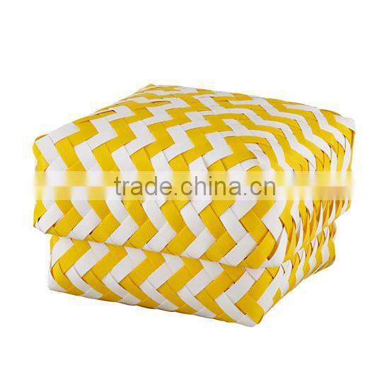 Zigzag Plastic Woven Basket, set of 3