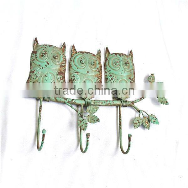 13A080NAA-metal wall hooks with cocks decor
