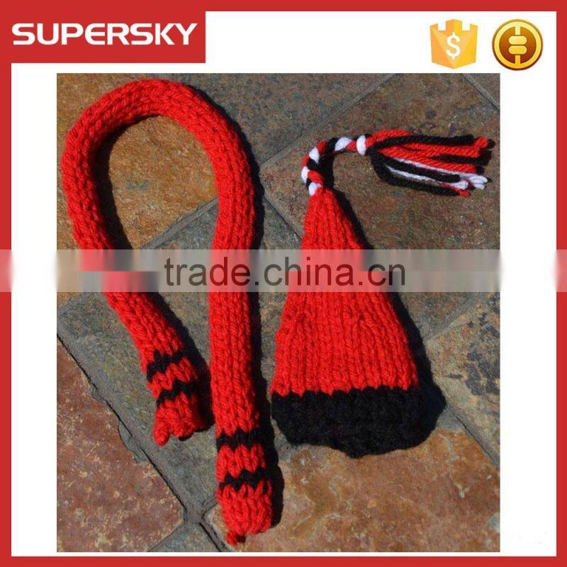 A-856 Holiday Party Wine Bottle Cover Decoration Crochet Wine Bottle Topper Christmas Gift Wine Bottle Cozy Hat and Scarf Set