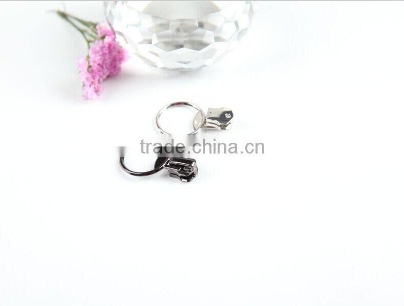 New style handbag metal zipper puller with logo