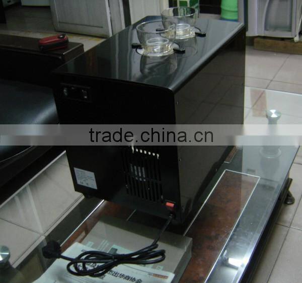 Fashion liquor chiller dispenser mini thermoeletric wine dispenser fridge refrigerated led display wine dispenser