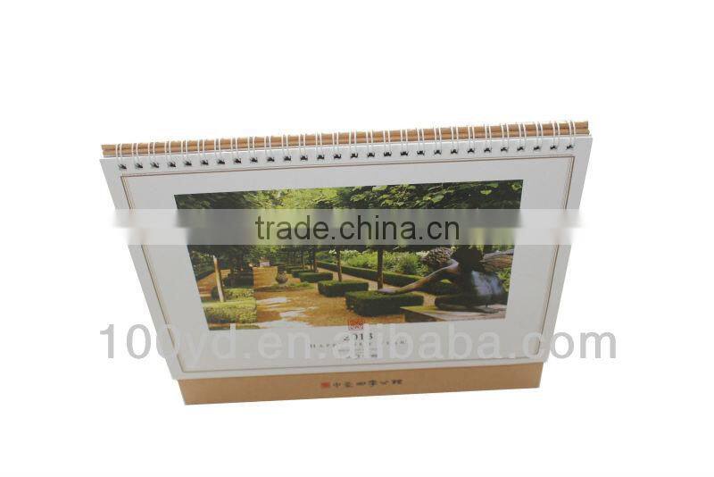 Nice-looking desk calendar printing