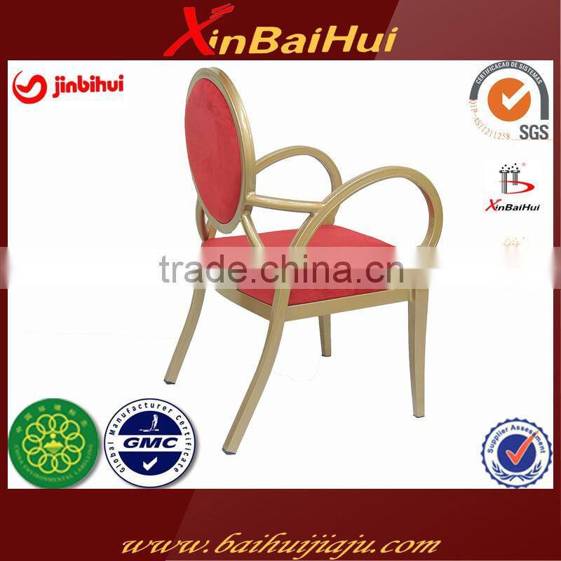 Room divider with wheels