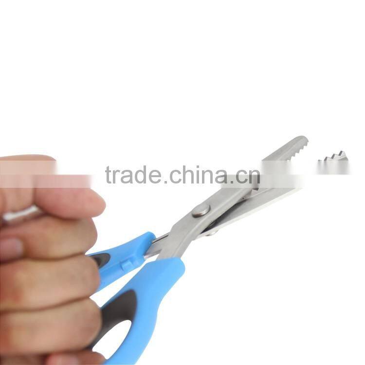 0200049 Comfortable rubber handle pinking scissors