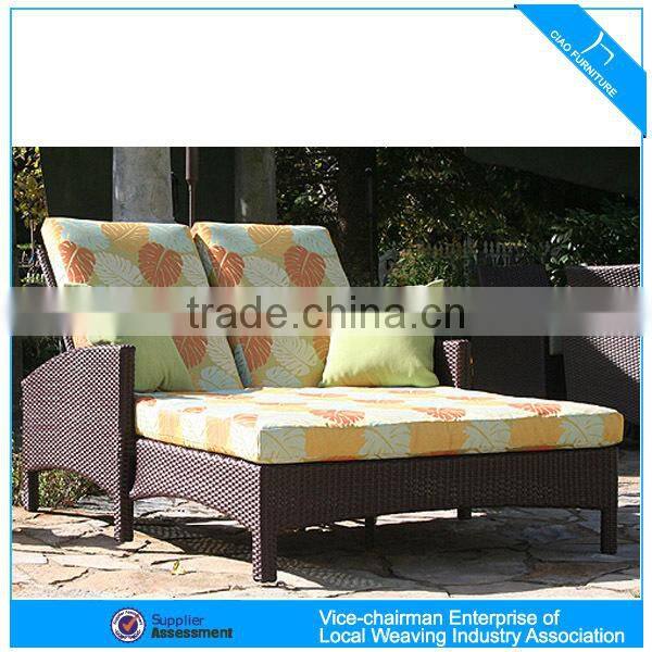 outdoor PE rattan furniture wicker recliner lounger chair