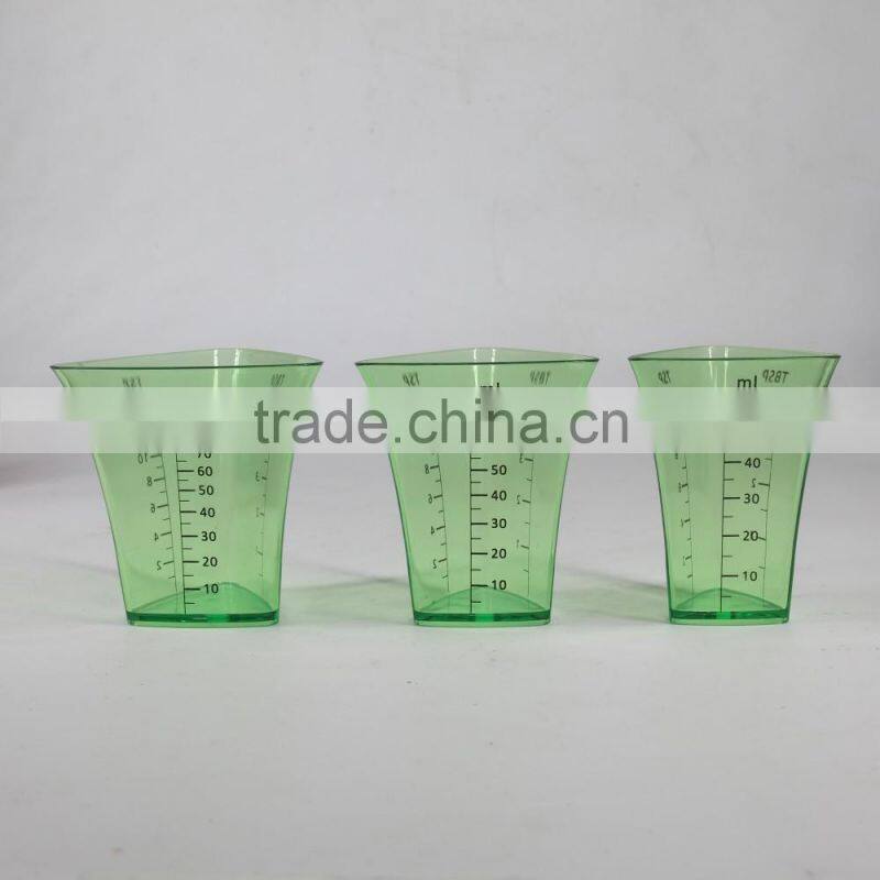 small PS measuring cup sets in triangle shape