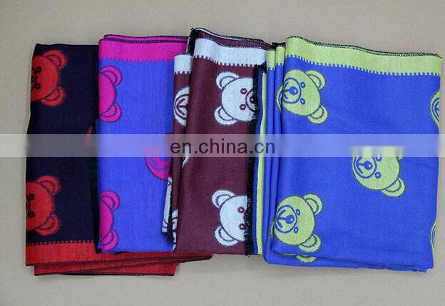 Fashion Wholesale New Arrival Women Winter Carton Design Bear Cashmere Scarf