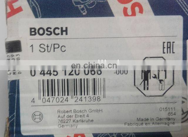 RenauIt trucks engine fuel injector 7420798114 / 0445120066