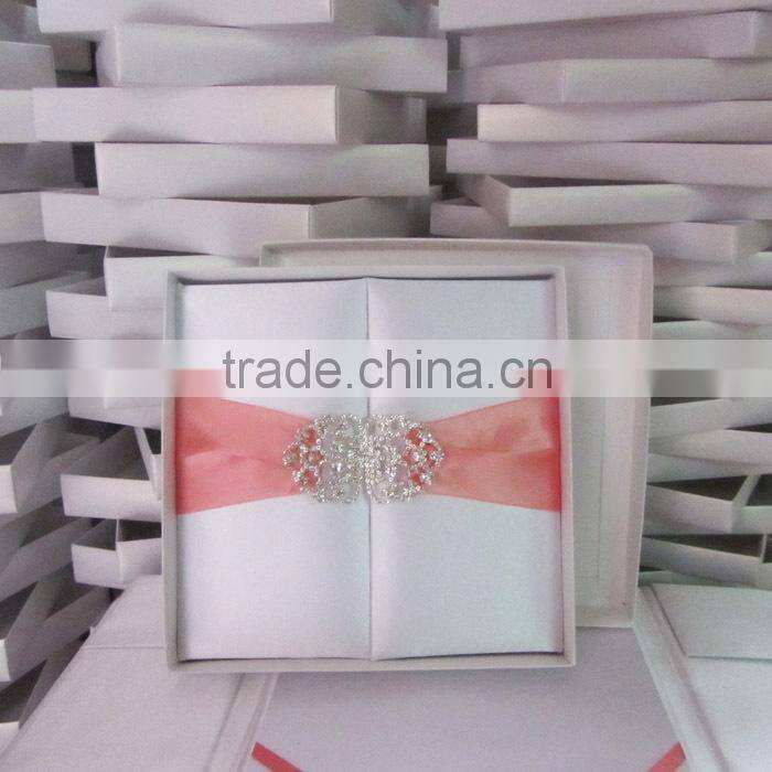 2015 fashionable silk wedding cards with buckle -- T252
