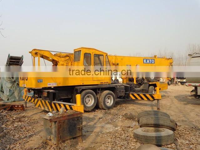 used good condition truck crane,KATO NK300E,original truck crane in cheap price for sale