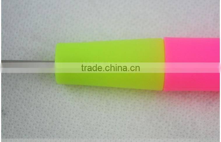 Best Quality 50pcs/lot 15cm Plastic Handle Crochet Hook needles for making dreadlock