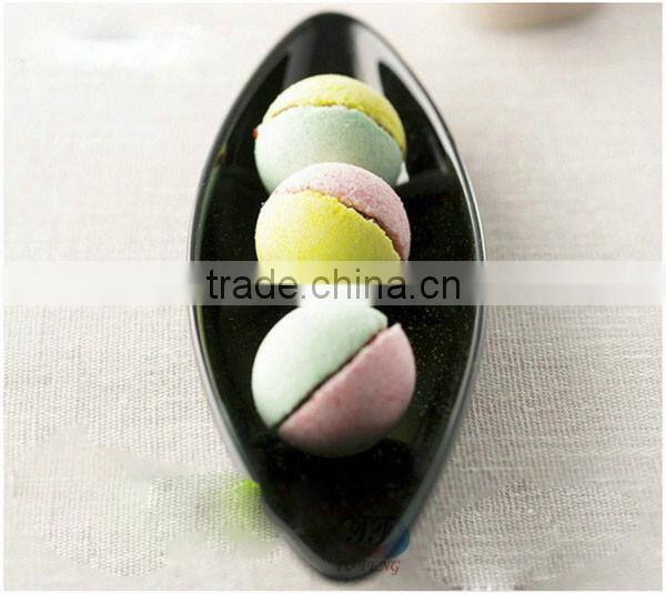 2015 hot sale flexible ball shape silicone ice cube tray with private label
