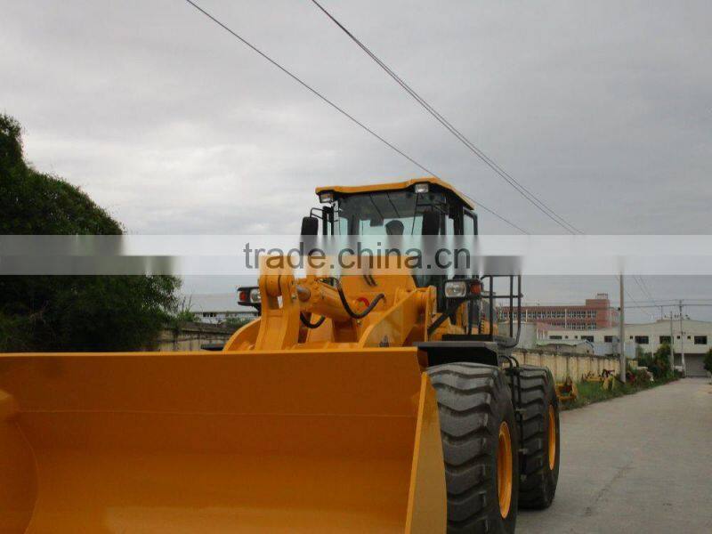 2 - 6 ton LTMA bucket loader