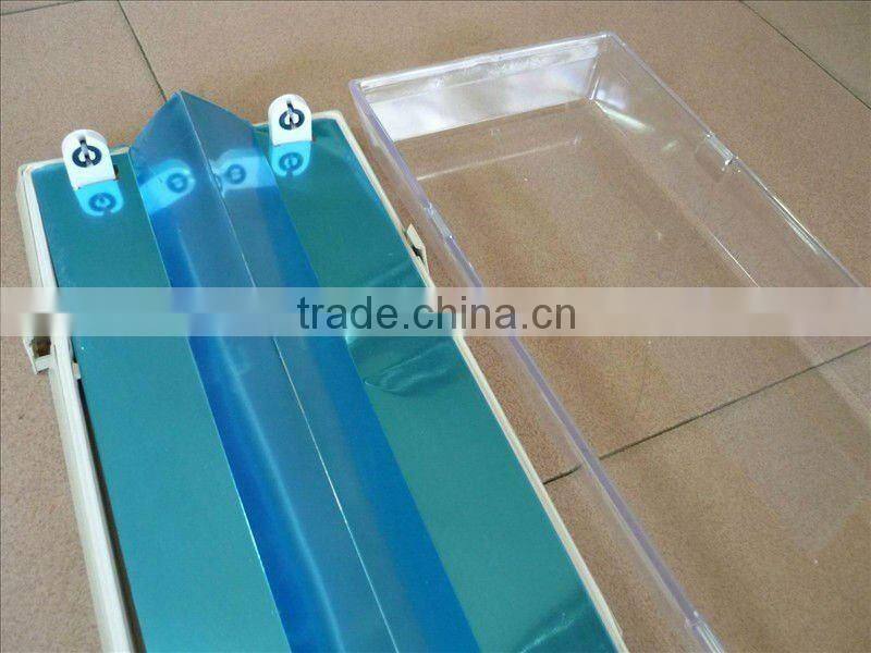 T8 flourescent light fixture with shade