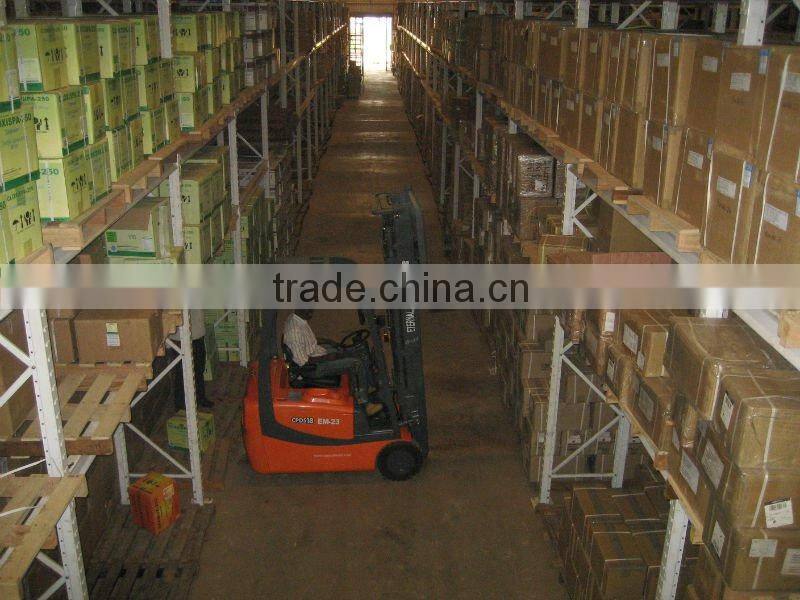 THREE WHEELS ELECTRIC FORKLIFT