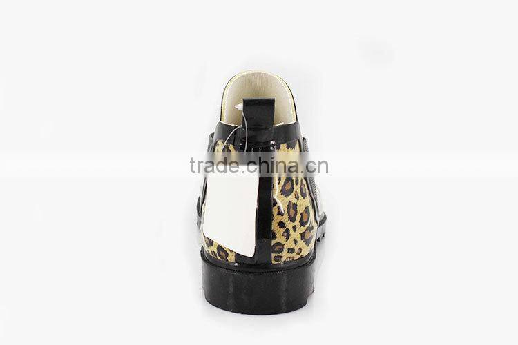 Newest Design Low price Latest design Summer overshoes rain boots