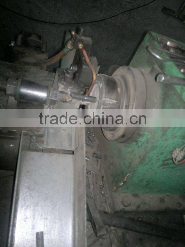 P101.6F28 conveyor chain with special attachment