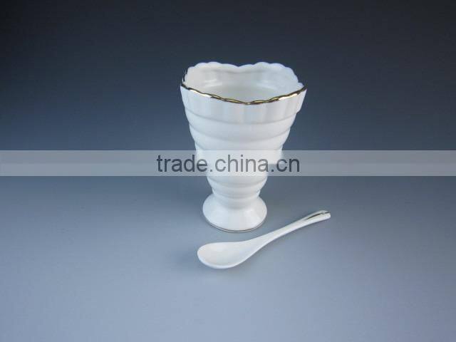 Luxury Fancy New Design Porcelain/Ceramic Type Ice Cream Cup And Spoon With Golden Rim