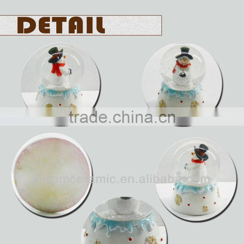 Fujian resin souvenir water globe