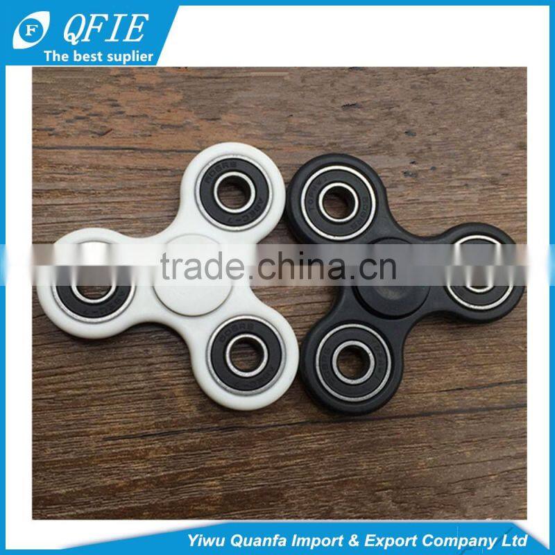 2017 newest products mini rubber colorful cartoon stikeez bulk animal toys for coin machine